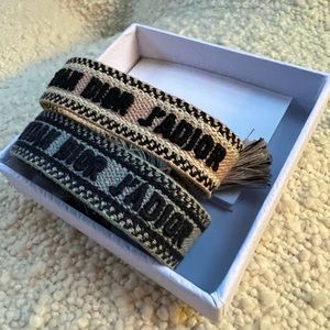 J'ADIOR BRACELET SET